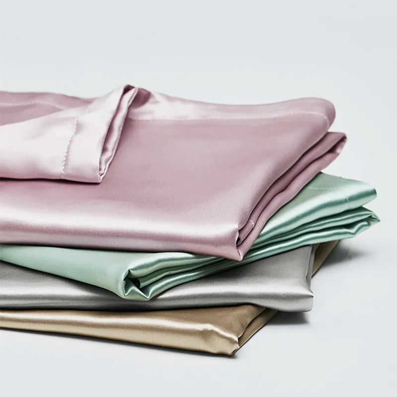 Celeste Luxe | Mulberry Silk Pillowcase with Hypoallergenic Properties | Breathable Design for Enhanced Beauty Sleep 2