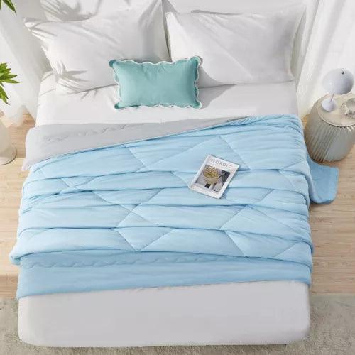 Cooling Blanket | Advanced Heat Absorption Technology | Breathable Design for Comfortable Sleep 5