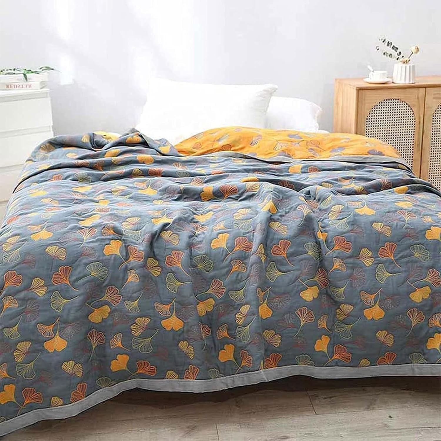 Elegant Ginkgo Leaf Quilt | Reversible Soft Throw Blanket for Cozy Home Decor 0