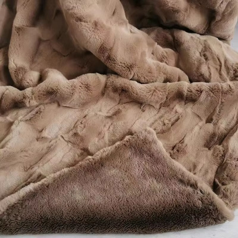 Luxury Faux Fur Throw Blanket | Soft Mocha Plush Cozy Blanket 5