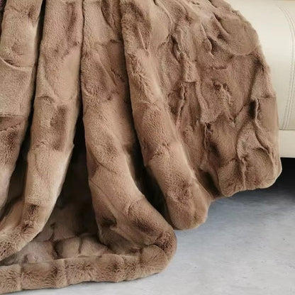 Luxury Faux Fur Throw Blanket | Soft Mocha Plush Cozy Blanket 7