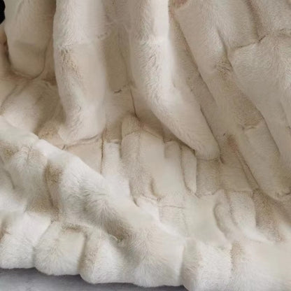 Luxury Faux Fur Throw Blanket | Soft Mocha Plush Cozy Blanket 8