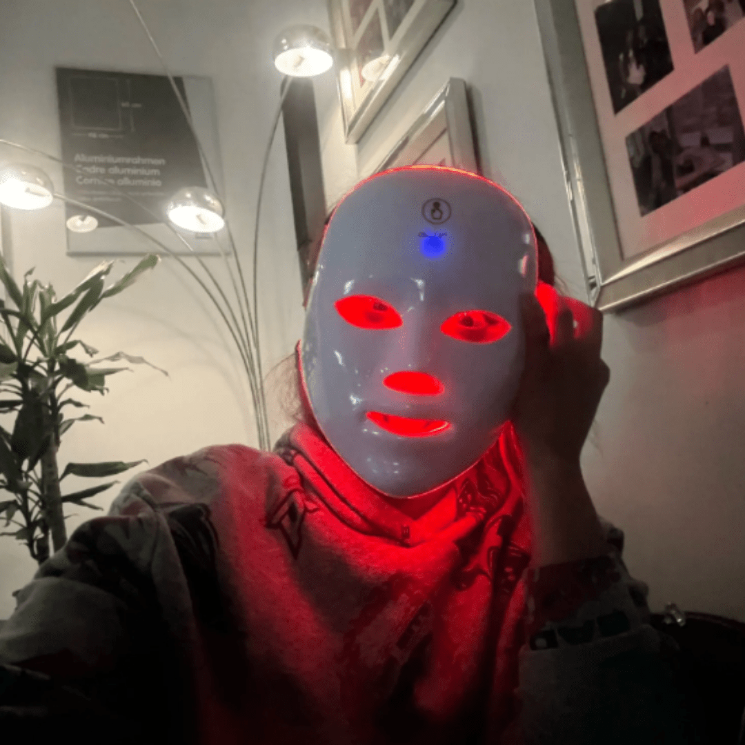 Radiant Glow | Red Light Therapy Facial Mask with Adjustable Fit | Anti-Aging Skin Rejuvenation for Youthful Appearance 6