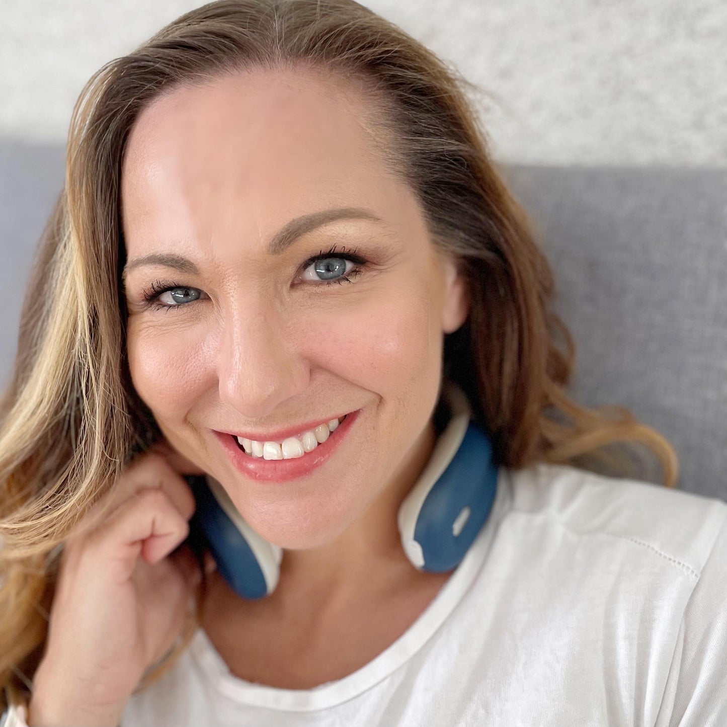 Smart Neck & Shoulder Massager with Heat & 3 Modes | Portable Relief for Tension 1