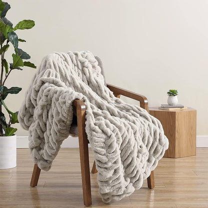 Unisex Luxurious Faux Fur Throw Blanket | Soft Plush All-Season Comfort 1