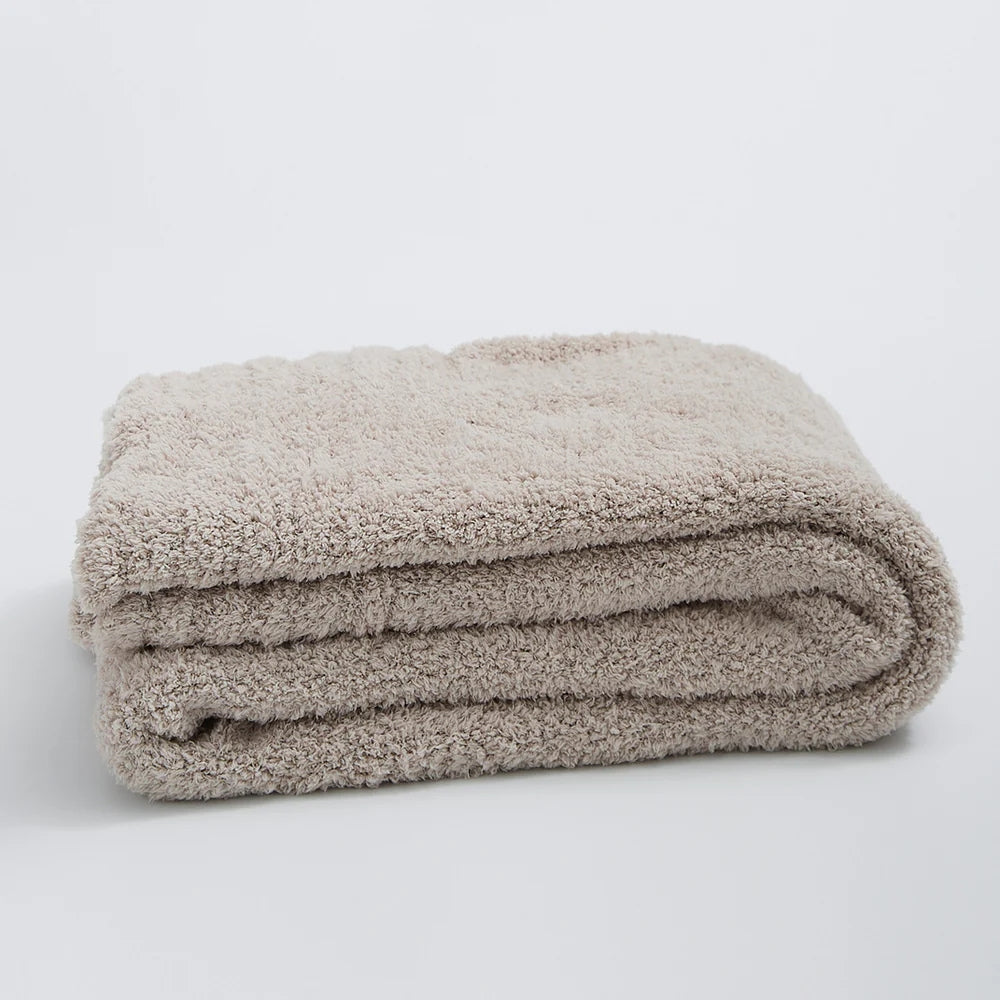Unisex Soft Microfiber Knit Throw Blanket | Cozy Minimalist Design for All Seasons 8